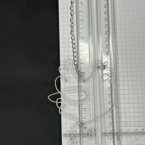 Hand Crafted Silver Wire Chicken Wall Art - Picture 6 of 6